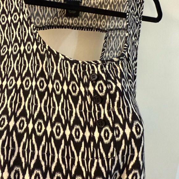 Crop Top - Picture 3 of 5